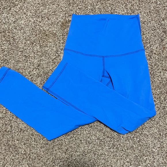 Lululemon Wunder Under High Rise Crop Legging 💙 - Picture 3 of 5